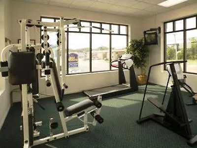 Best Western Plus Holiday Sands Inn&Suites Norfolk Hotel