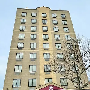 ramada-jamaica-queens.us-newyorkcity.com/