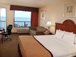 Best Western Plus Holiday Sands Inn & Suites Norfolk