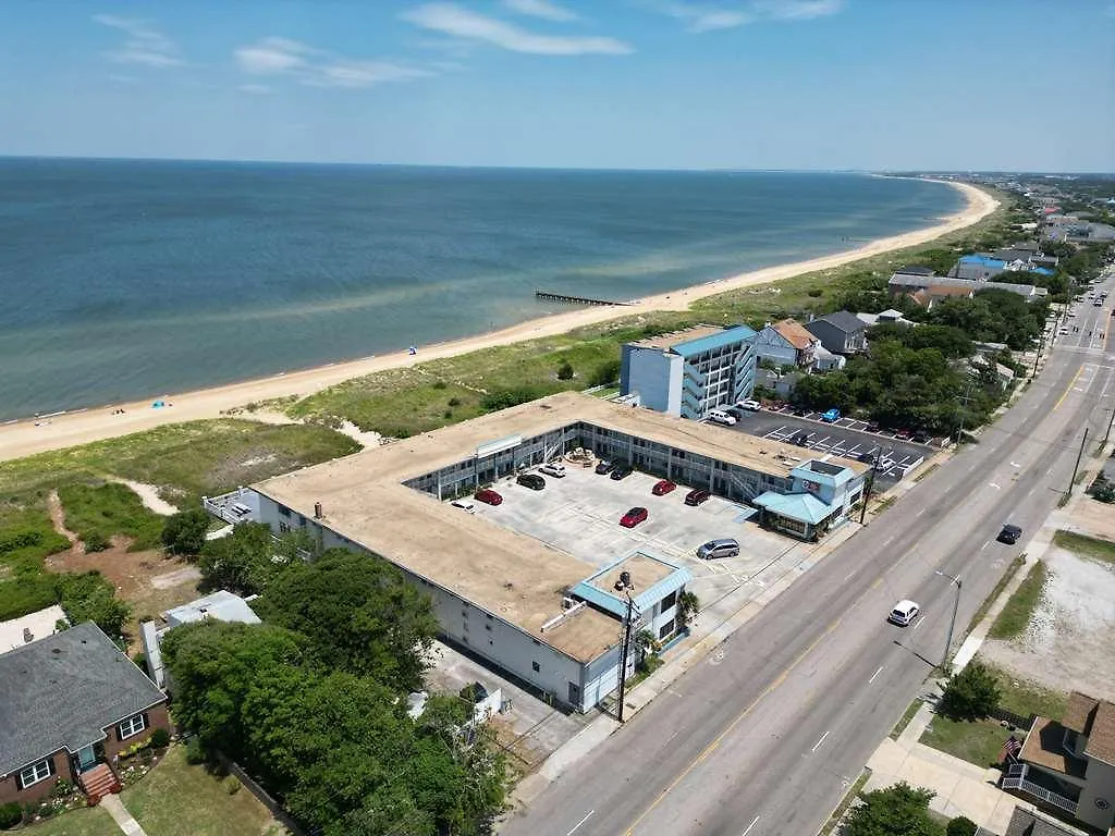 Best Western Plus Holiday Sands Inn & Suites Norfolk 3*,